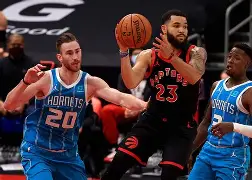 爱游戏中国-包含NBA常规赛赛程吃紧，多伦多猛龙今夜战术微调，引发热议，轮换策略成焦点的词条