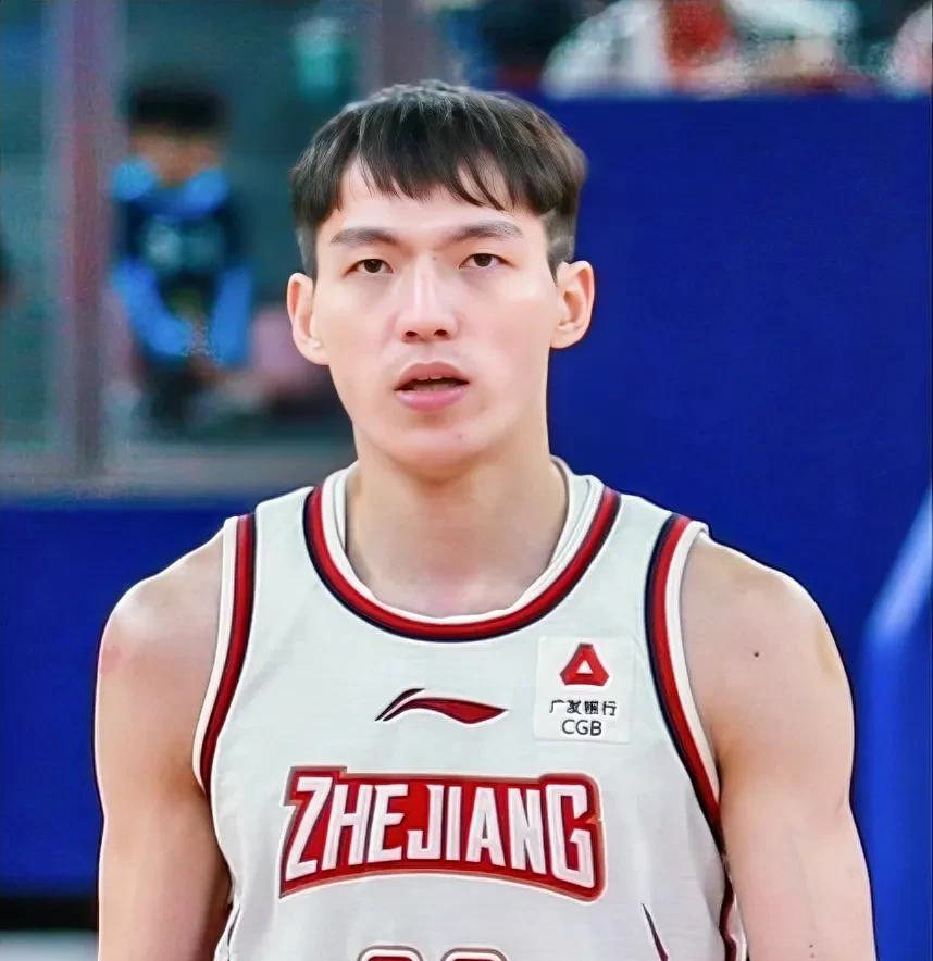 爱游戏中国-上海海港手感冰凉备战德国杯浙江队赛后更衣室发声之后，巴特勒与70激战勇士分钟的简单介绍